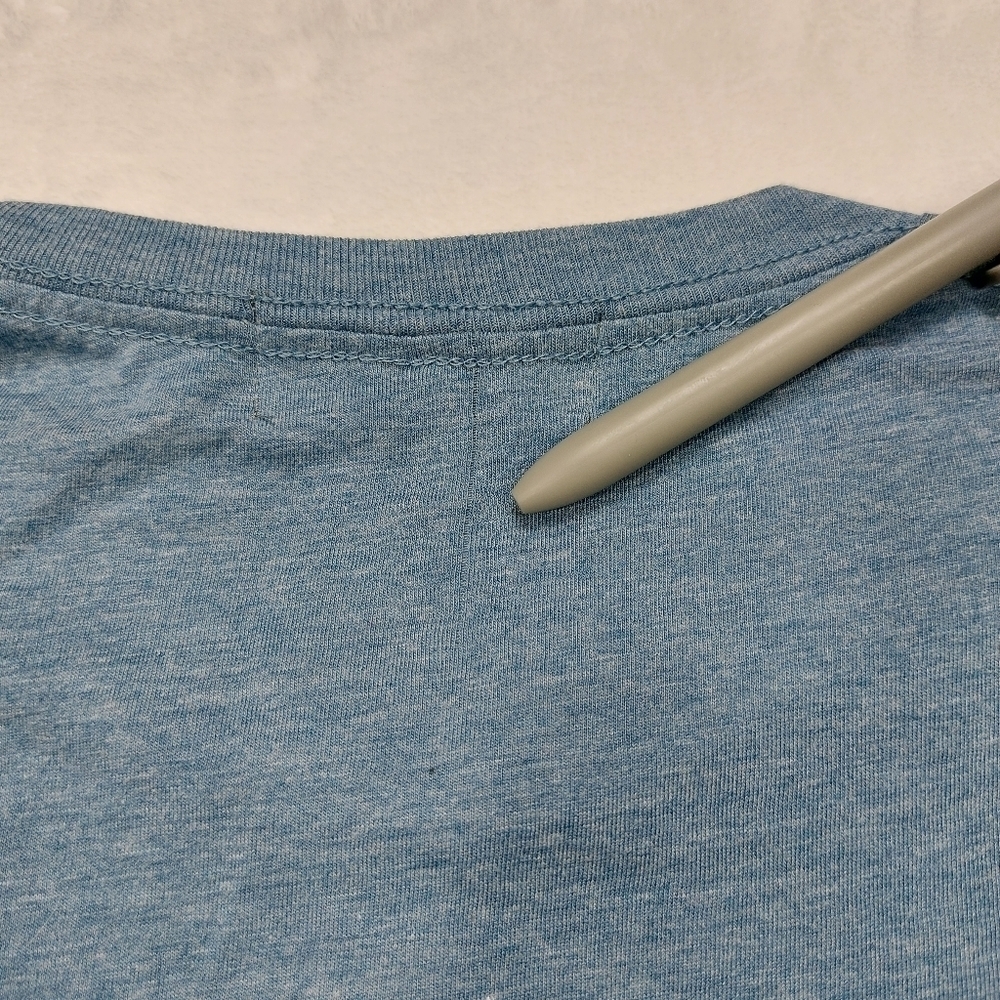 WOLF CUB BLUE THE FUTURE IS YOURS WOMEN'S T-SHIRT SIZE XS - Picture 7 of 7